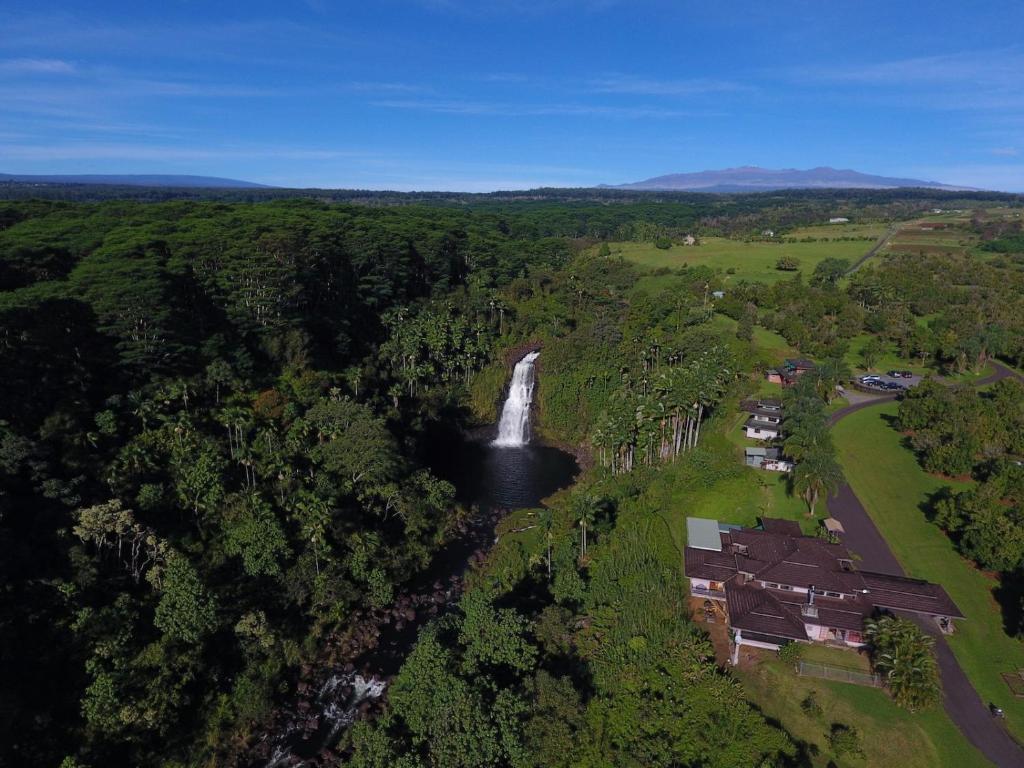 The Inn at Kulaniapia Falls Main image 1